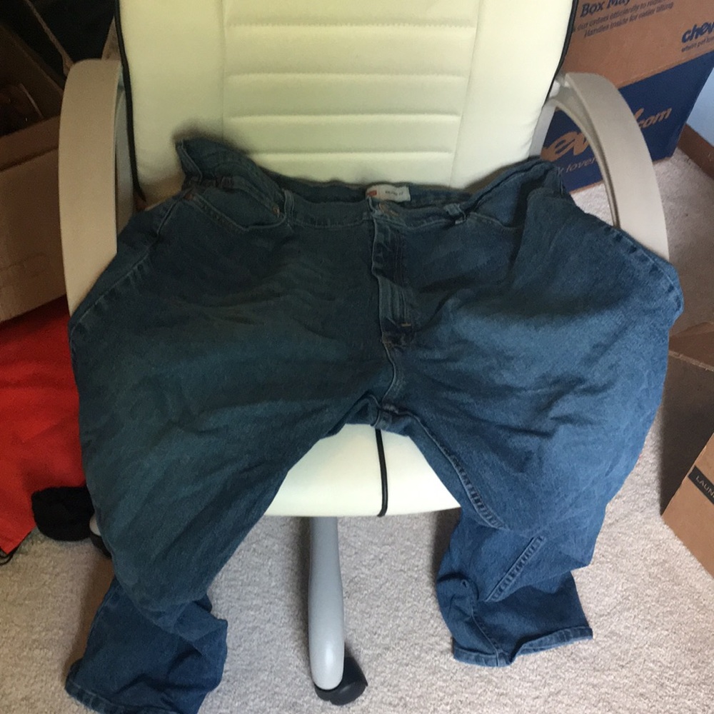 Men’s wrangler jeans